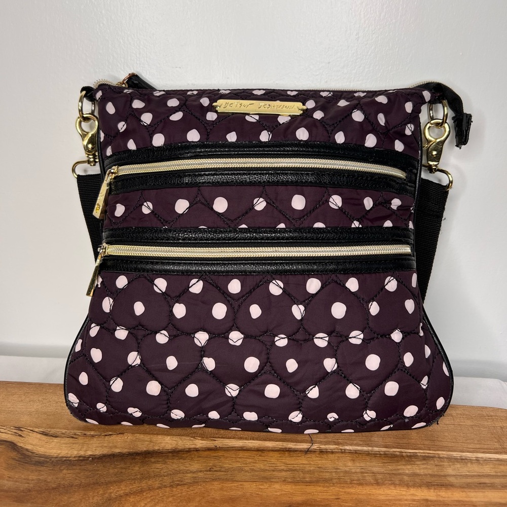 Betsy Johnson quilted crossbody bag